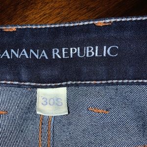 Wide leg dark blue jeans